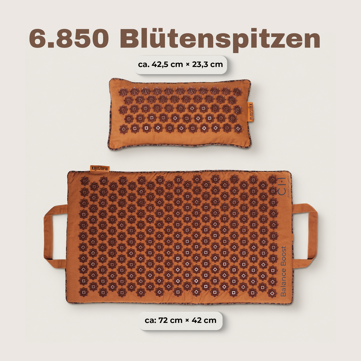 Maße Balance Boost Edition: Matte ca. 72 × 42 cm, Kissen ca. 42,5 × 23,3 cm, zusammen 6.850 Blütenspitzen